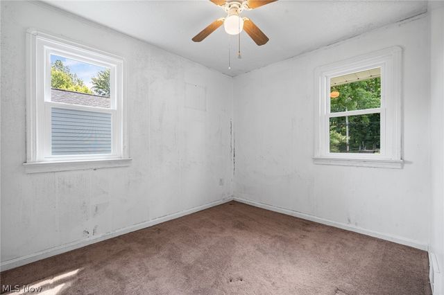 27111 Lynn Drive, Olmsted Twp, OH 44138