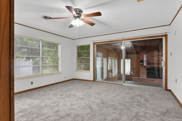 234 Irvington, San Antonio, TX 78209
