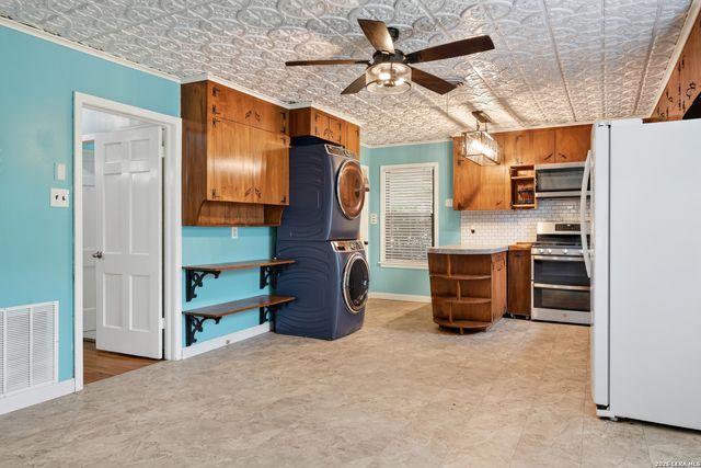 234 Irvington, San Antonio, TX 78209