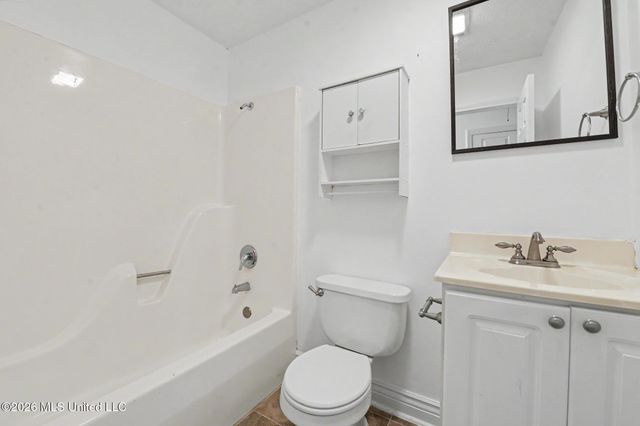 610 Waveland Avenue, Waveland, MS 39576