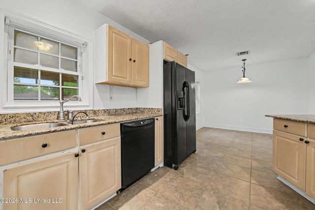 610 Waveland Avenue, Waveland, MS 39576