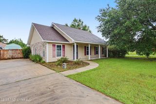 610 Waveland Avenue, Waveland, MS 39576