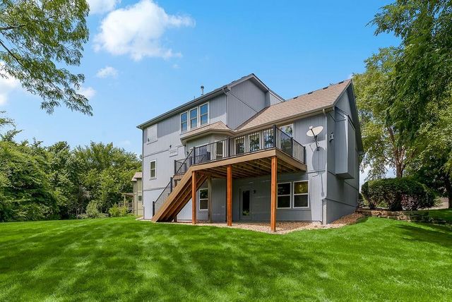 6052 Brownridge Street, Shawnee, KS 66218