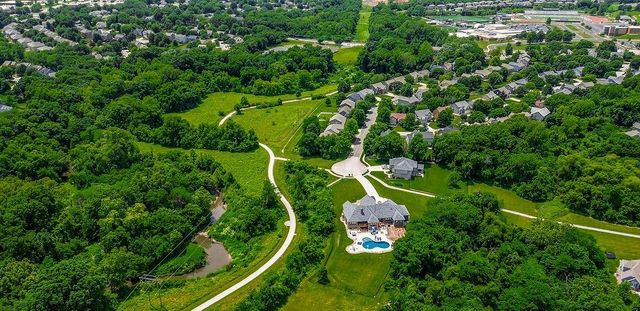 6052 Brownridge Street, Shawnee, KS 66218