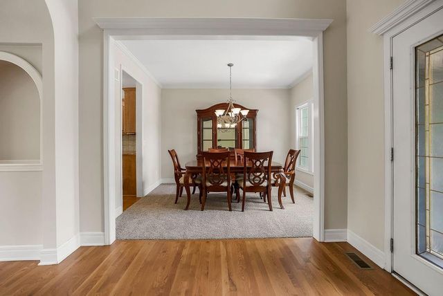 6052 Brownridge Street, Shawnee, KS 66218