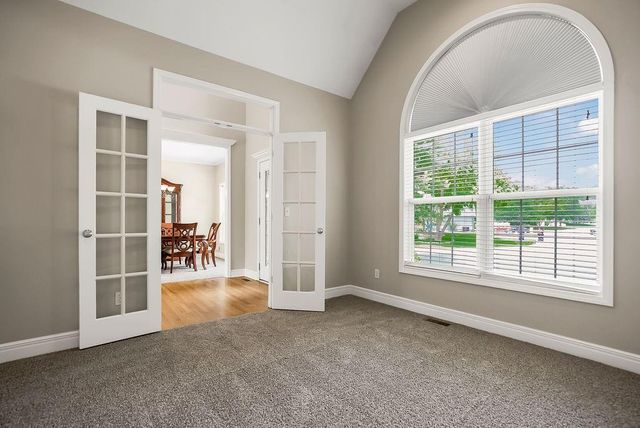 6052 Brownridge Street, Shawnee, KS 66218