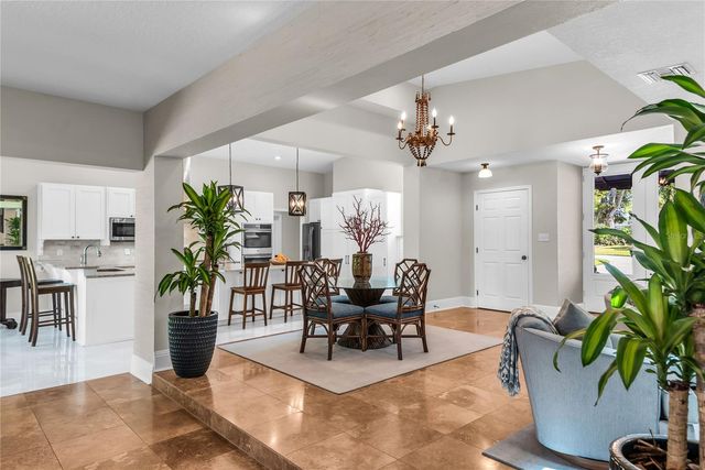 112 LAKEN LANE, Orlando, FL 32804