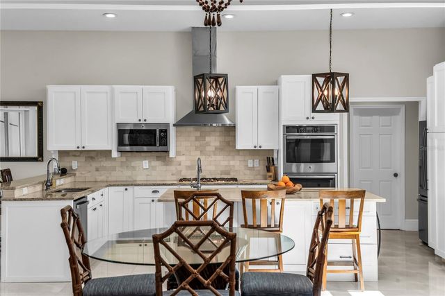 112 LAKEN LANE, Orlando, FL 32804