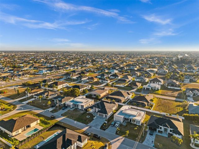 109 SW 37TH PLACE, Cape Coral, FL 33991