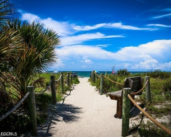 Mangrove AVE, North Port, FL 34288