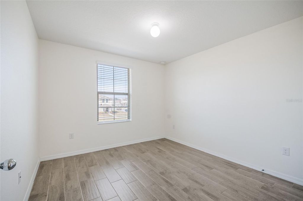 Image 32 of property listing at 1404 DUSTY STONE LANE, Kissimmee, FL 34744