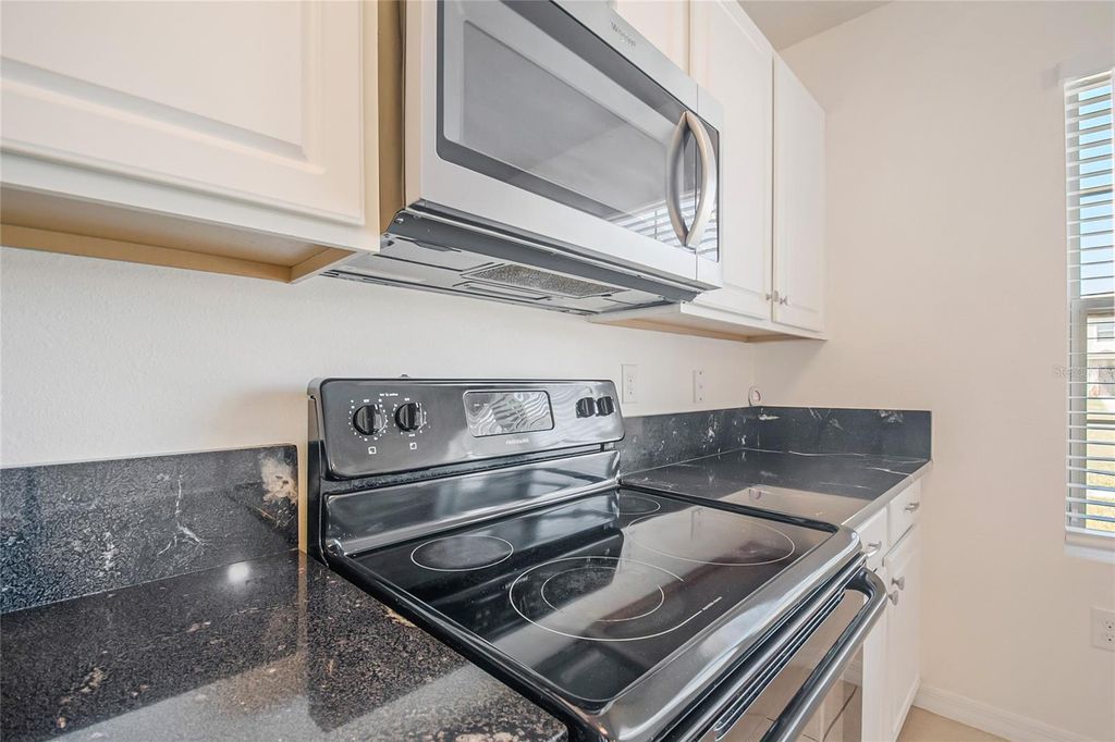 Image 9 of property listing at 1404 DUSTY STONE LANE, Kissimmee, FL 34744