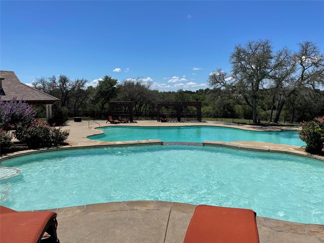 6451 Archerfield Court E, Cleburne, TX 76033