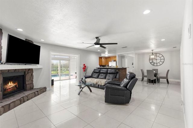 6920 N CAMERON AVENUE, Tampa, FL 33614
