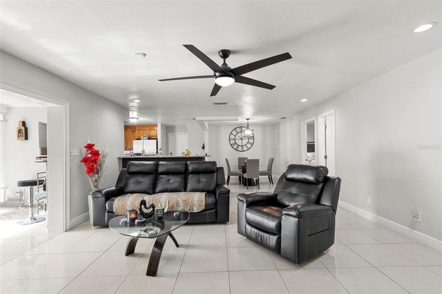 6920 N CAMERON AVENUE, Tampa, FL 33614