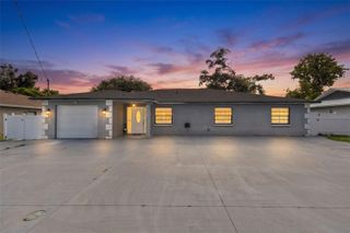 6920 N CAMERON AVENUE, Tampa, FL 33614