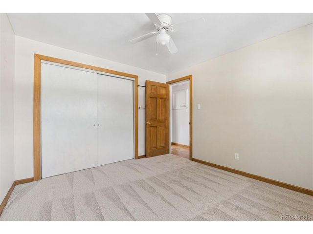 870 10th St, Berthoud, CO 80513