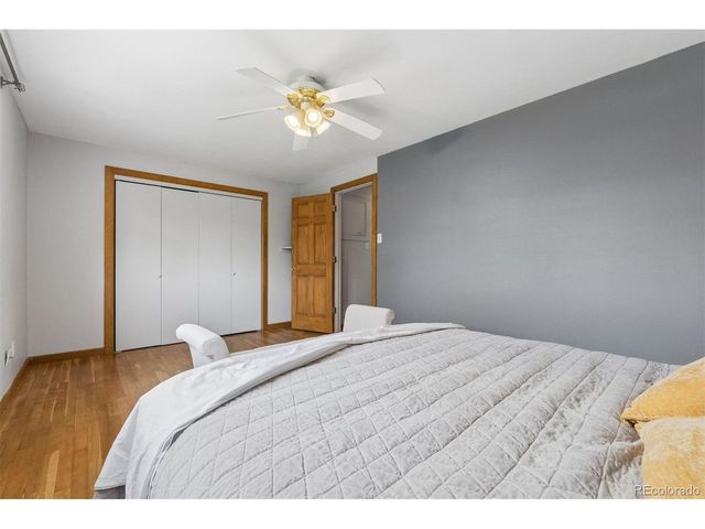 870 10th St, Berthoud, CO 80513