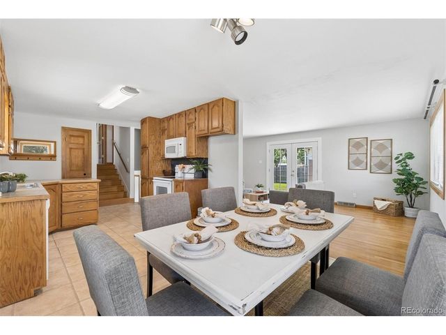 870 10th St, Berthoud, CO 80513