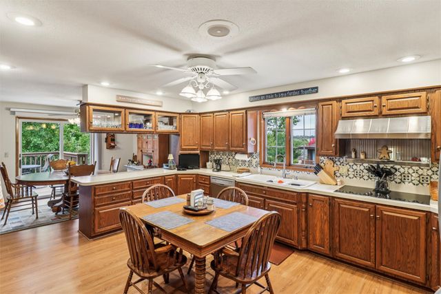 1011 Scott Felton Road, Indianola, IA 50125