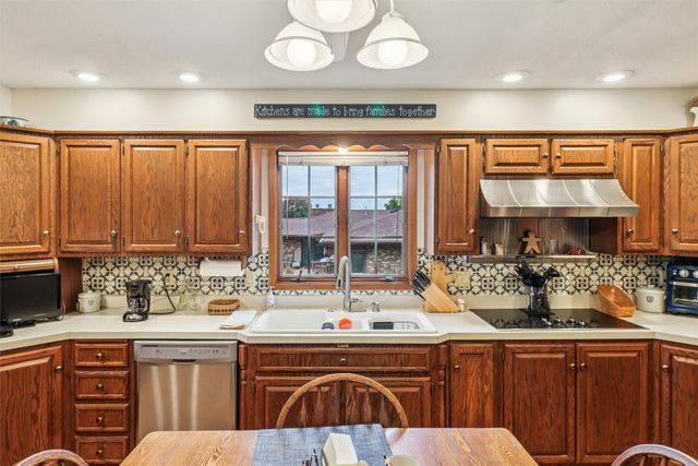 1011 Scott Felton Road, Indianola, IA 50125