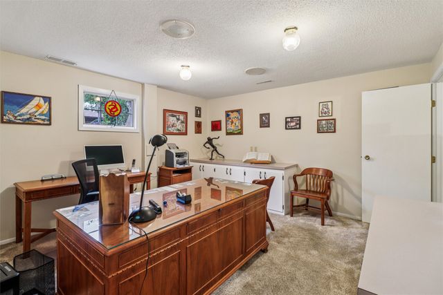 1011 Scott Felton Road, Indianola, IA 50125