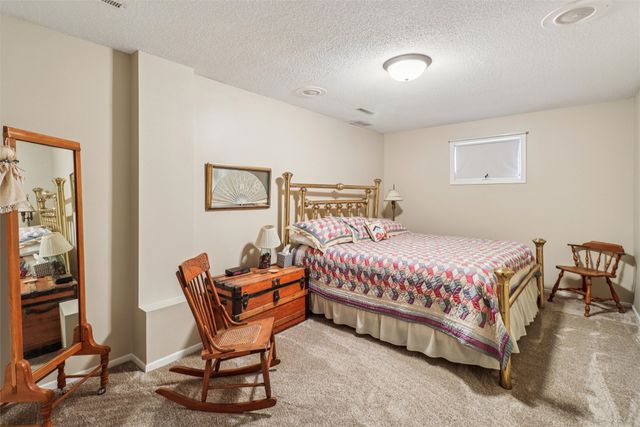 1011 Scott Felton Road, Indianola, IA 50125