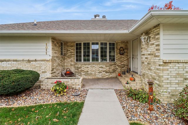 1011 Scott Felton Road, Indianola, IA 50125