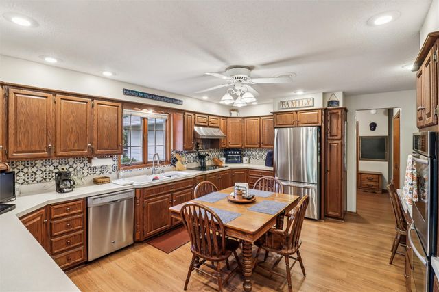 1011 Scott Felton Road, Indianola, IA 50125