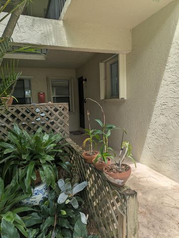 6500 Chasewood Drive A, Jupiter, FL 33458