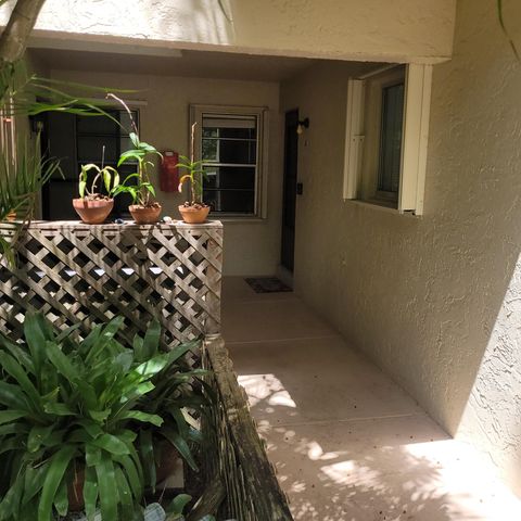 6500 Chasewood Drive A, Jupiter, FL 33458