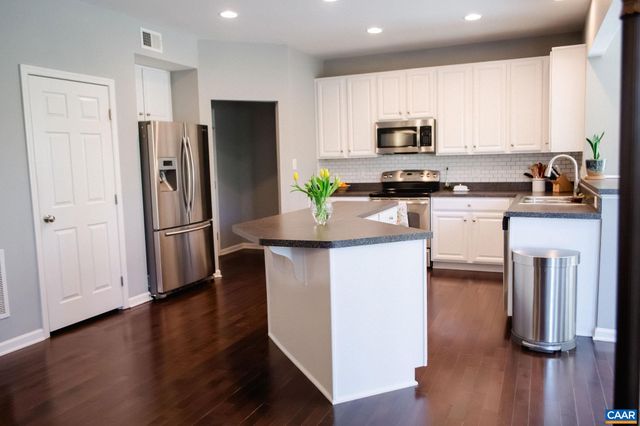 566 JUSTIN DR, Palmyra, VA 22963