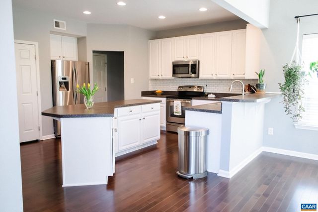 566 JUSTIN DR, Palmyra, VA 22963