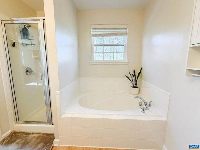 566 JUSTIN DR, Palmyra, VA 22963