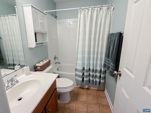 566 JUSTIN DR, Palmyra, VA 22963