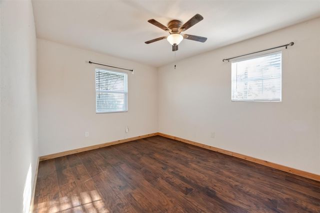 1910 Duncan Drive, Oyster Creek, TX 77541