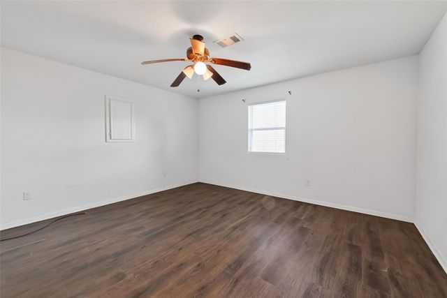 1910 Duncan Drive, Oyster Creek, TX 77541