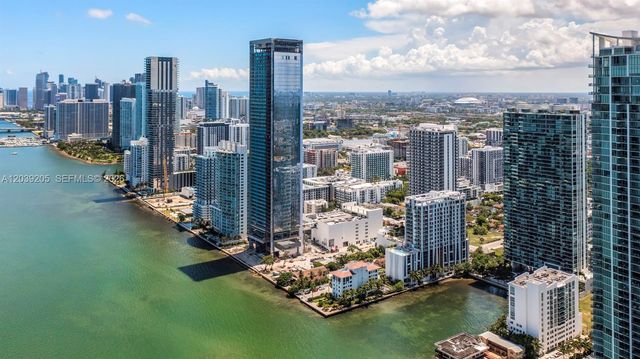 460 NE 28th St 805, Miami, FL 33137