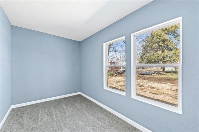 302 Wells Street, Orrick, MO 64077