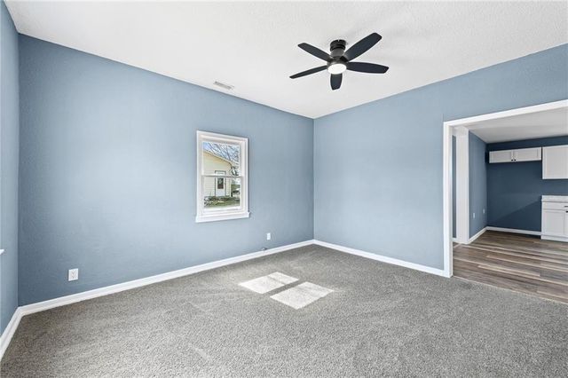 302 Wells Street, Orrick, MO 64077