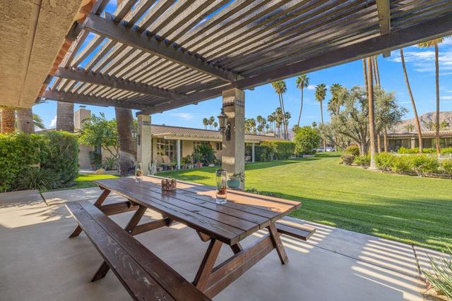 69 Dartmouth Drive, Rancho Mirage, CA 92270