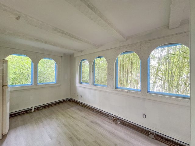 28 Hill Top Drive, Warwick, RI 02818