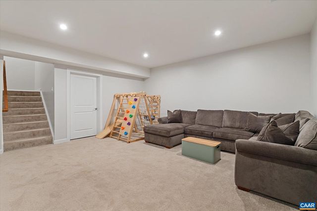 106 PAYNES MILL RD, Charlottesville, VA 22902