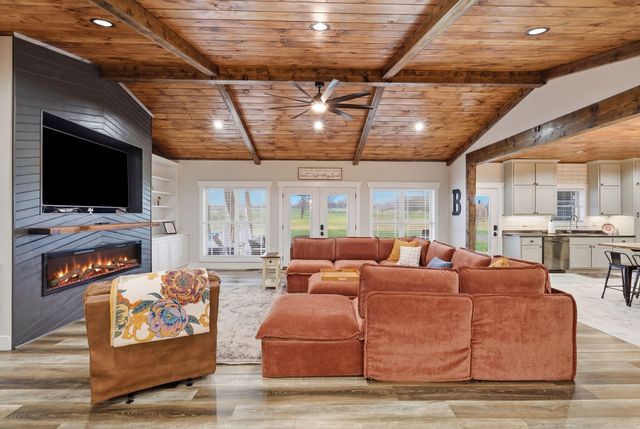 56 Ridgefield Drive, Liberty, KY 42539