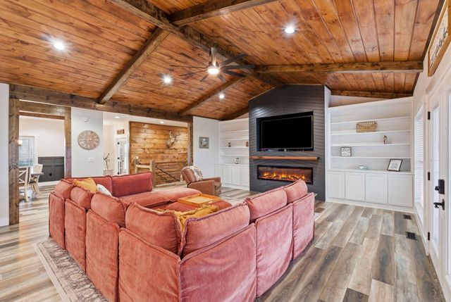 56 Ridgefield Drive, Liberty, KY 42539