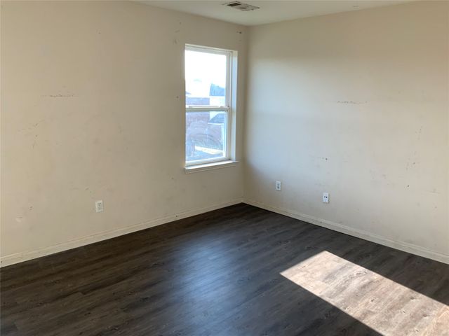 1030 Stanwyck Avenue, Duncanville, TX 75137