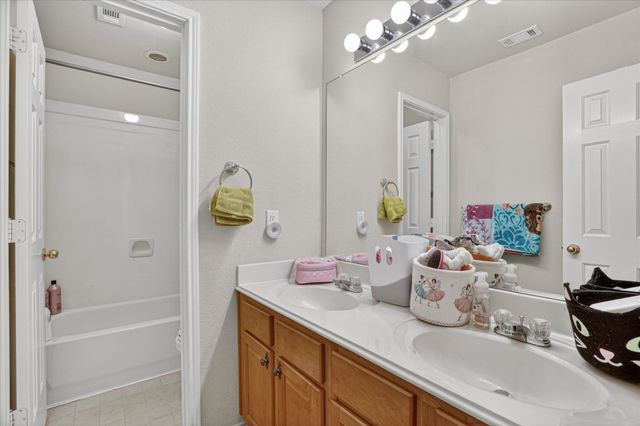5212 Whisper Drive, Fort Worth, TX 76123