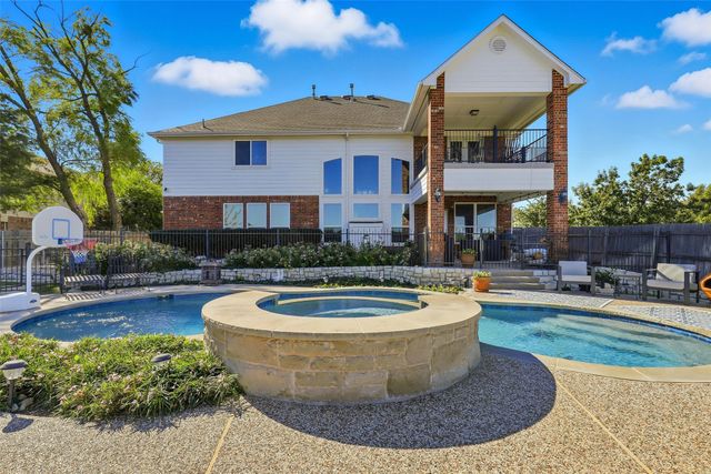 5212 Whisper Drive, Fort Worth, TX 76123