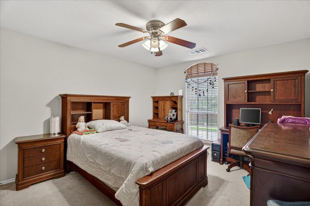 5212 Whisper Drive, Fort Worth, TX 76123