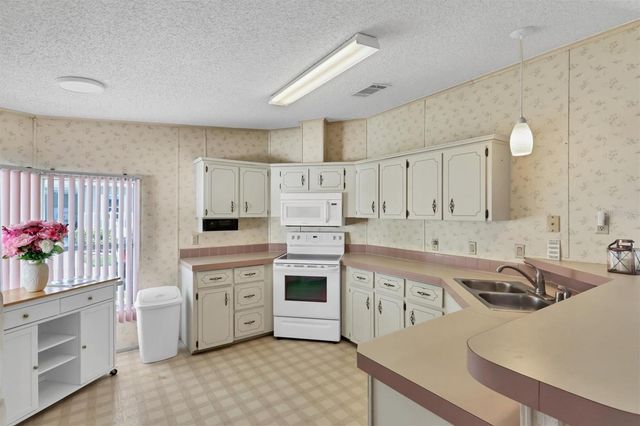 4908 6TH B STREET E, Bradenton, FL 34203